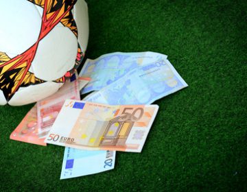 Mercato: à qui profitent vraiment les transferts de joueurs de football?