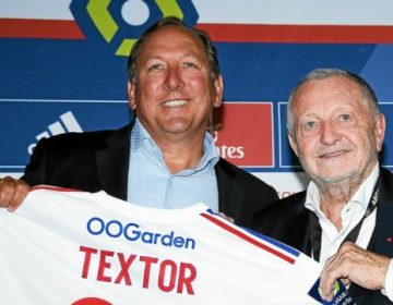Pourquoi des investisseurs US prennent le contrôle de clubs de foot professionnels français ? ￼